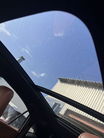 TOYOTA HARRIER PREMIUM