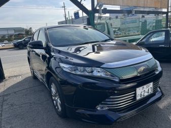 TOYOTA HARRIER PREMIUM